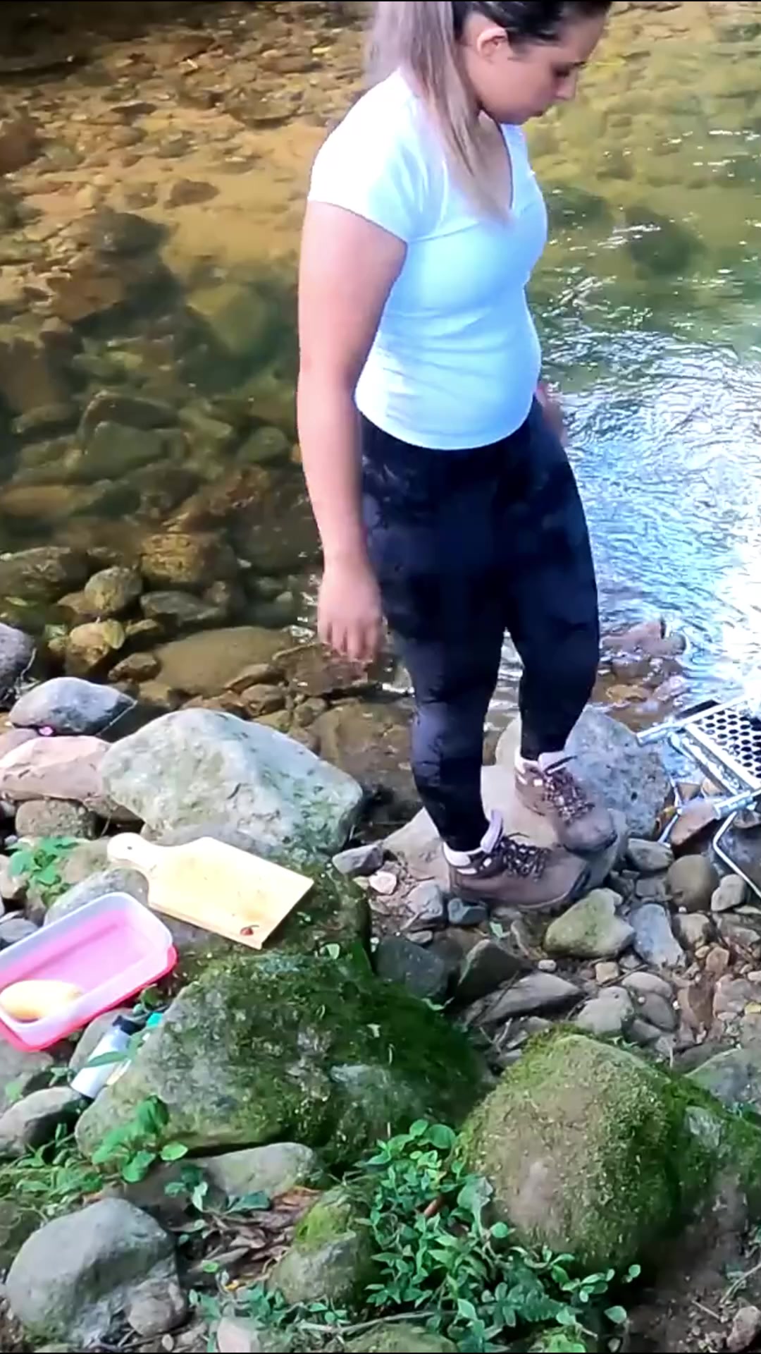 @girl.camping.mimi
