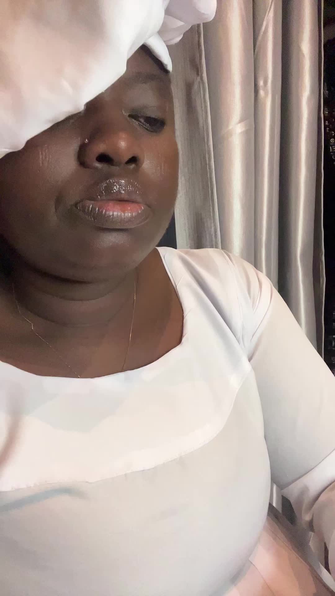 @Omolola Comedy