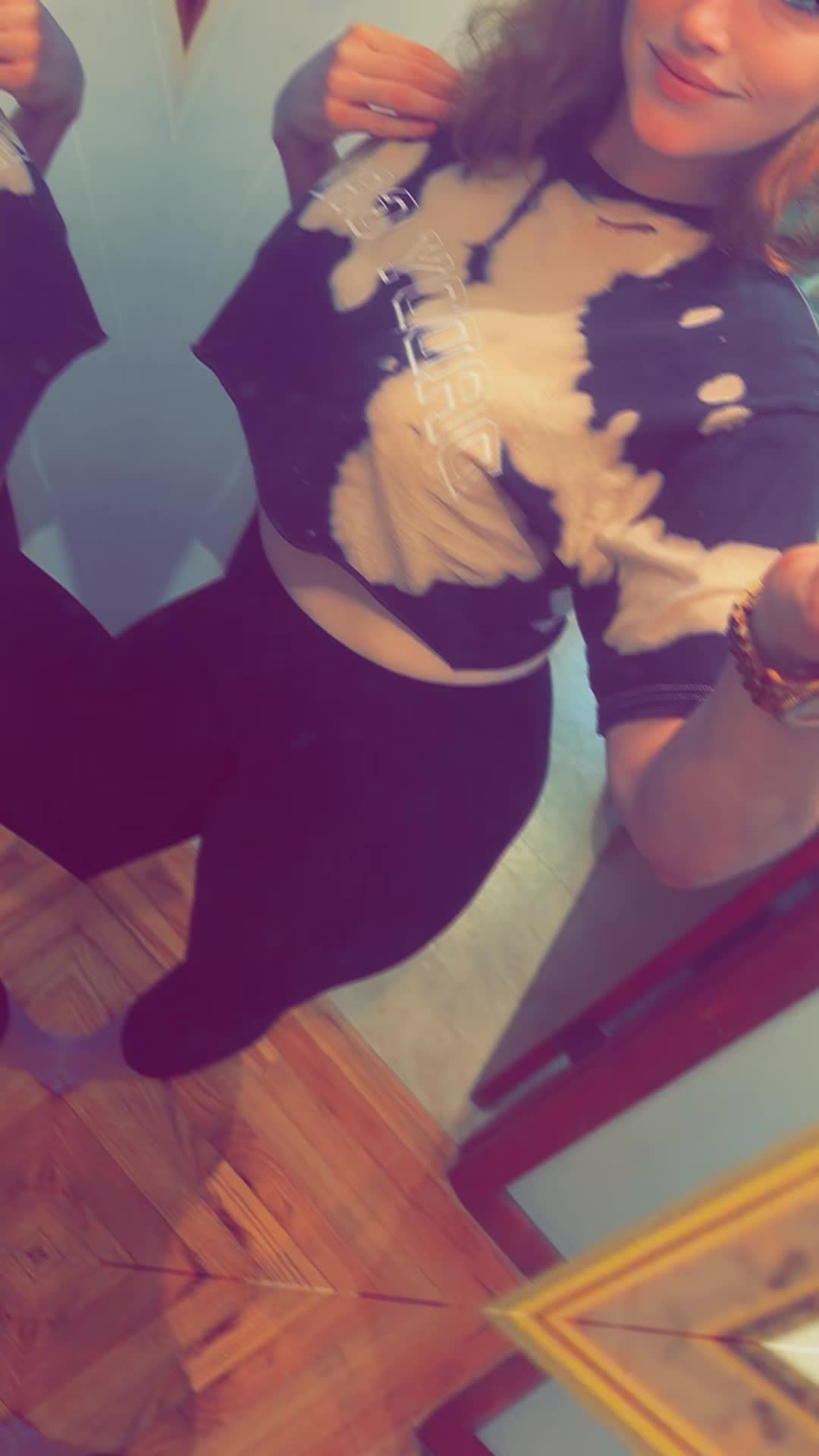 @Rosesarered