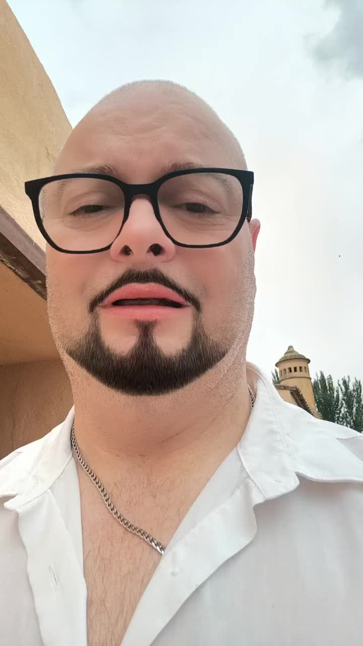 @Mario