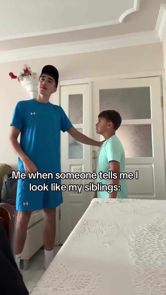 @𝓤𝔃𝔃𝓲シ