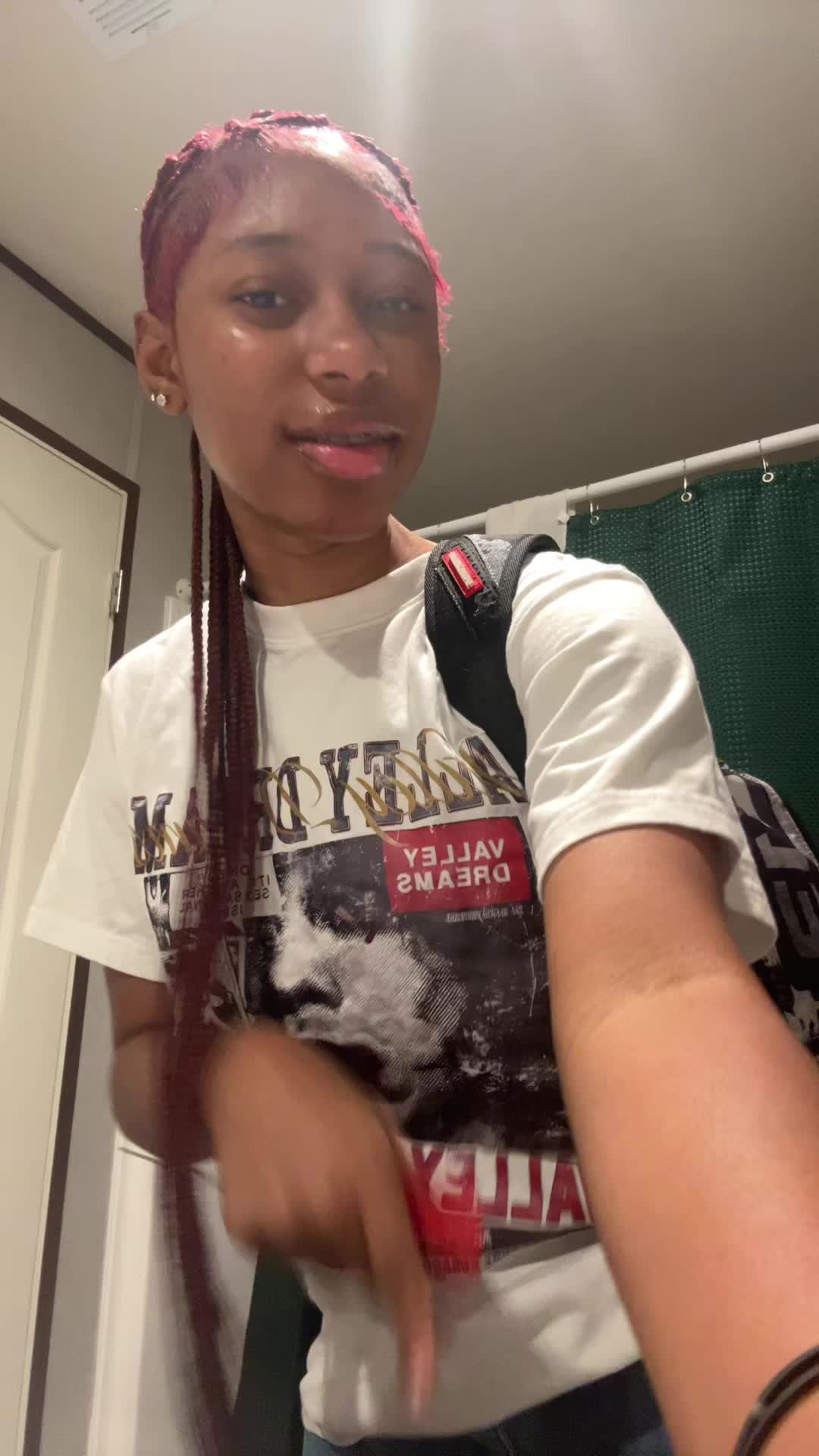 @jusleavemealoneeee