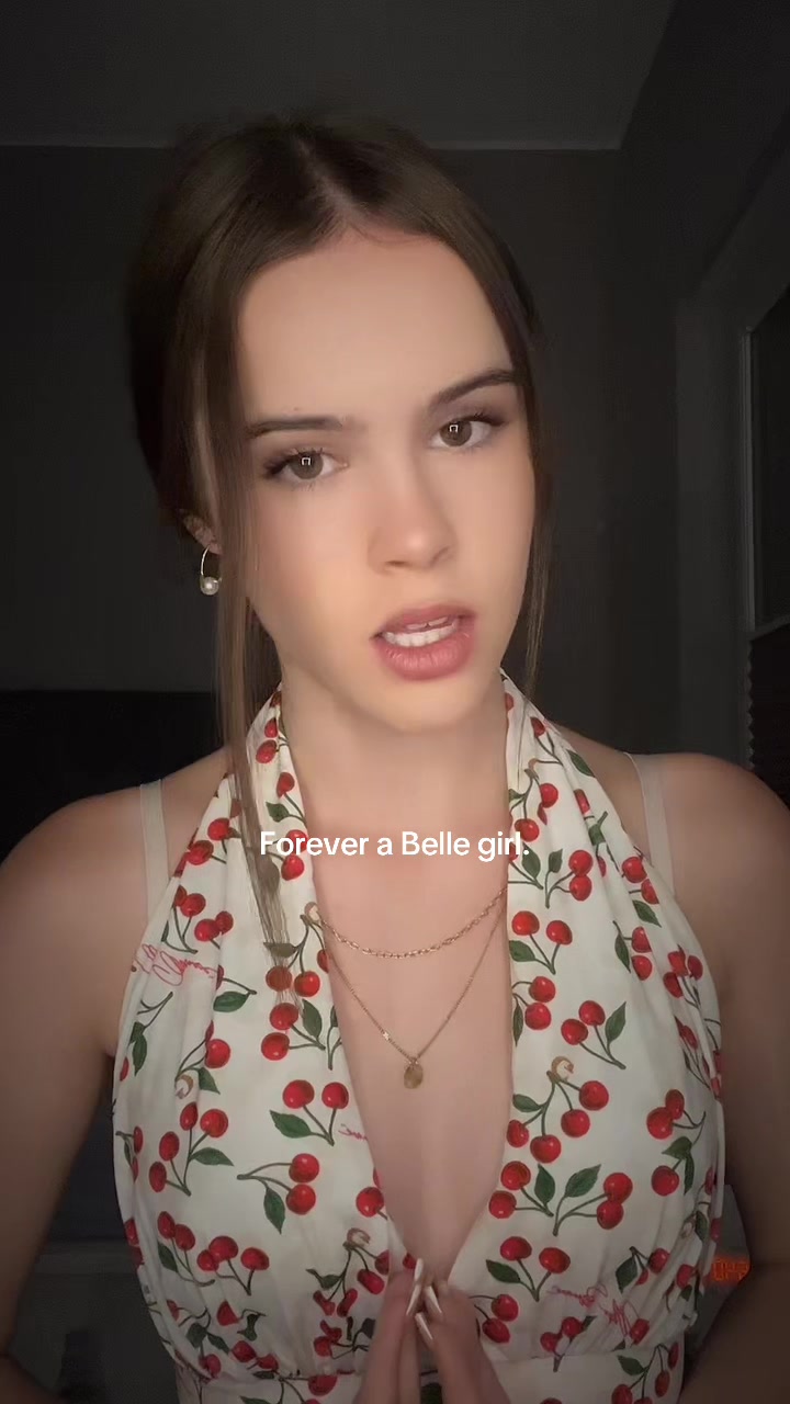 @Emma ᥫ᭡