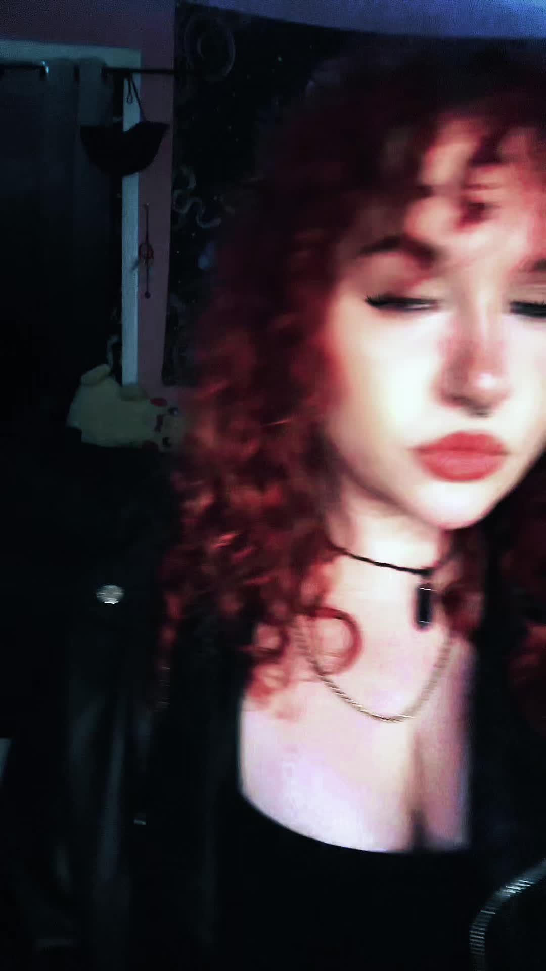 @𝘢𝘴𝘩ꨄ