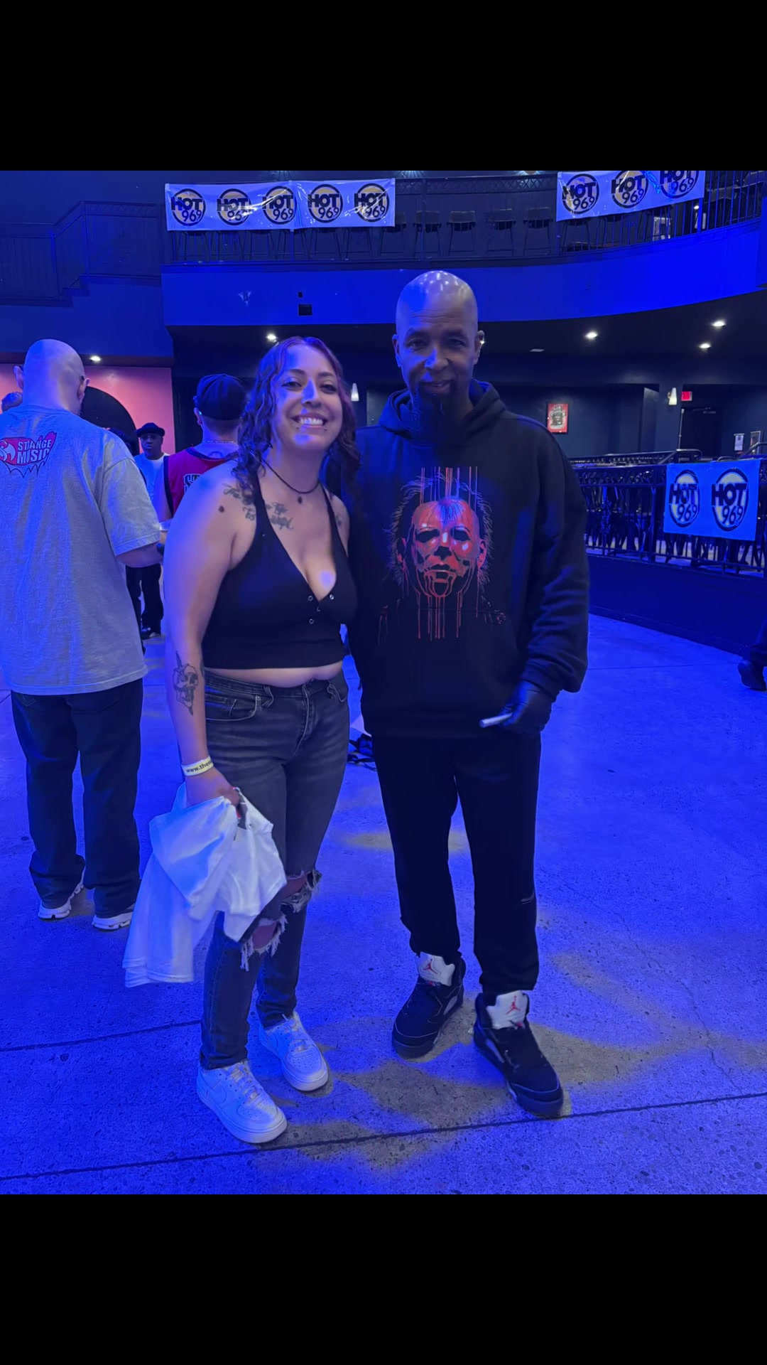 @𝕸𝖎𝖈𝖐𝖊𝖞 𝕾𝖙𝖗𝖆𝖓𝖌𝖊🦇