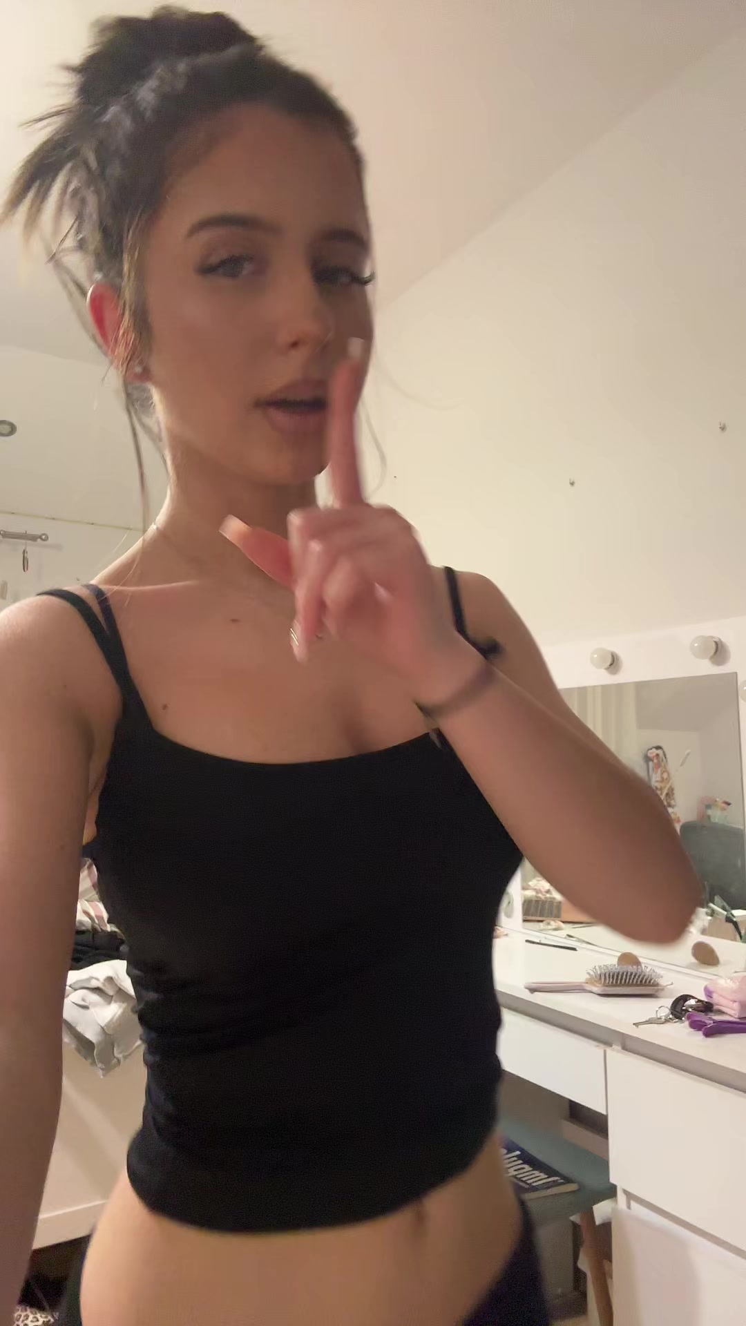 @_.kamilciaa.e