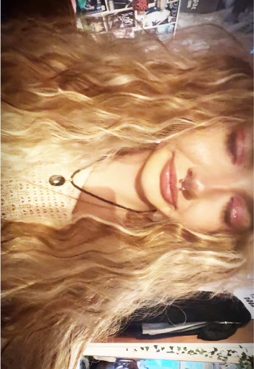 @Ciana Violet ❦