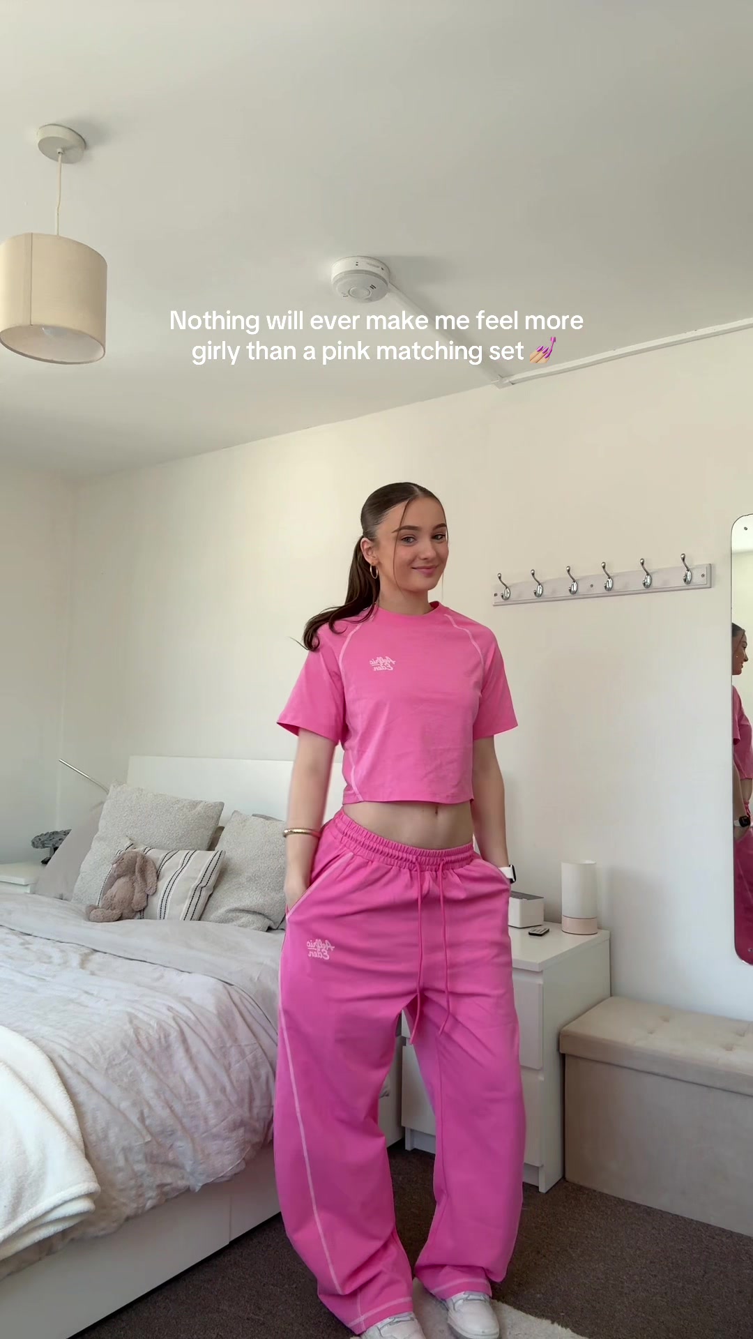 @Ella