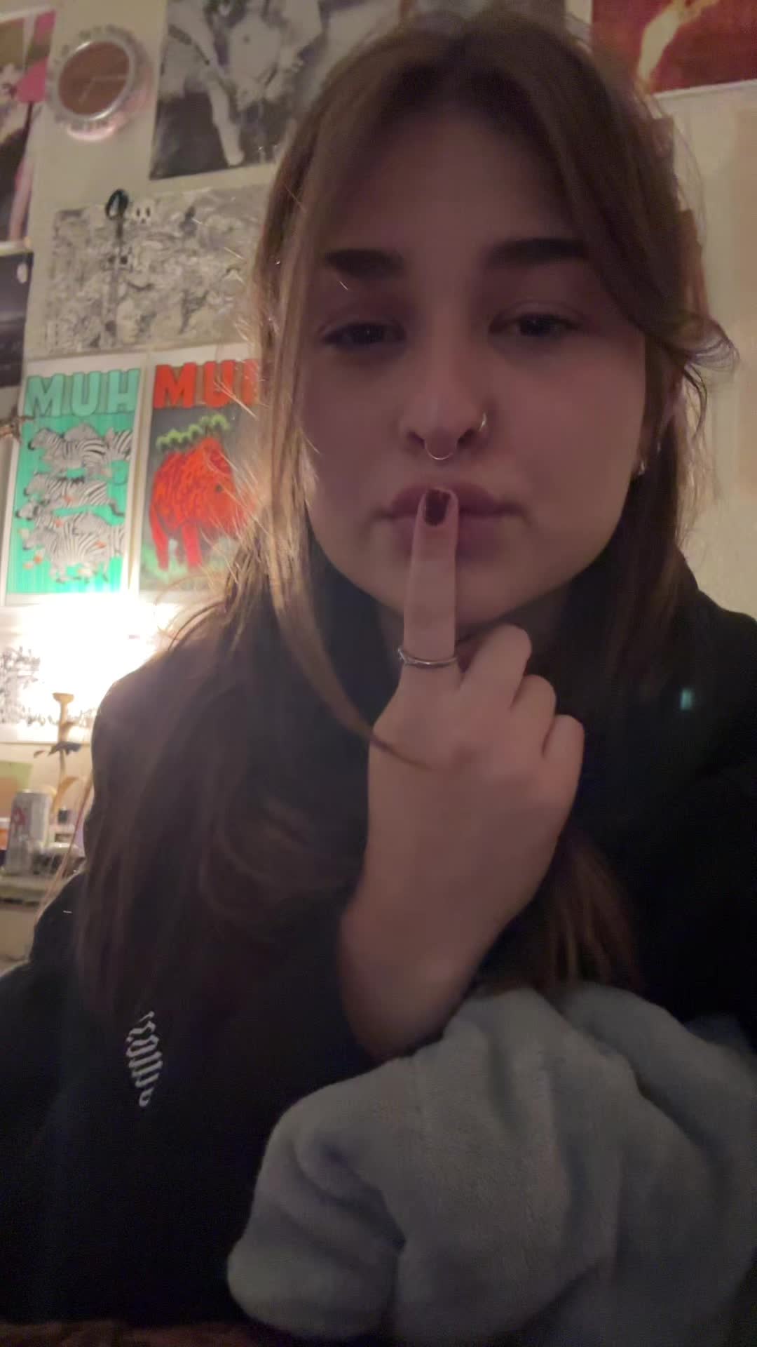 @😒