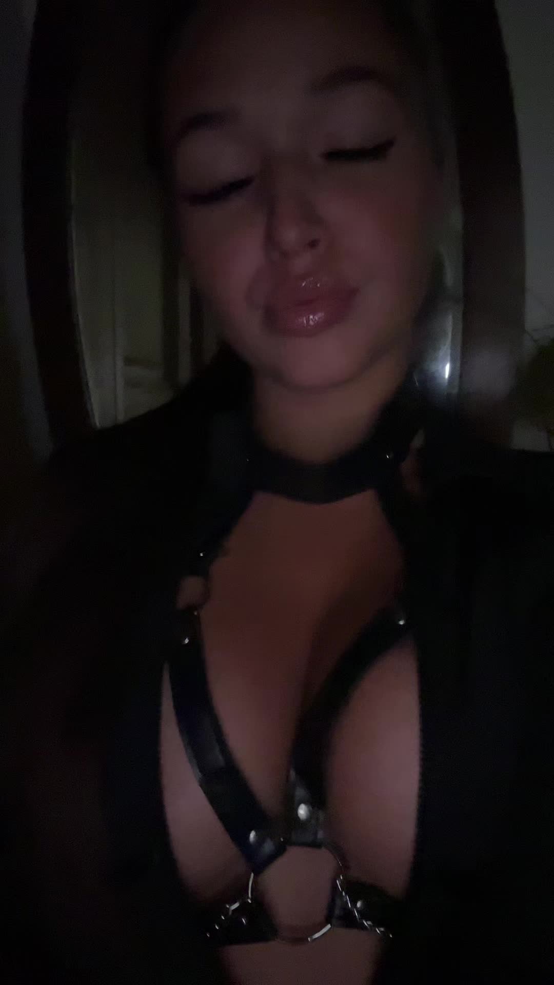 @Ayuraglam