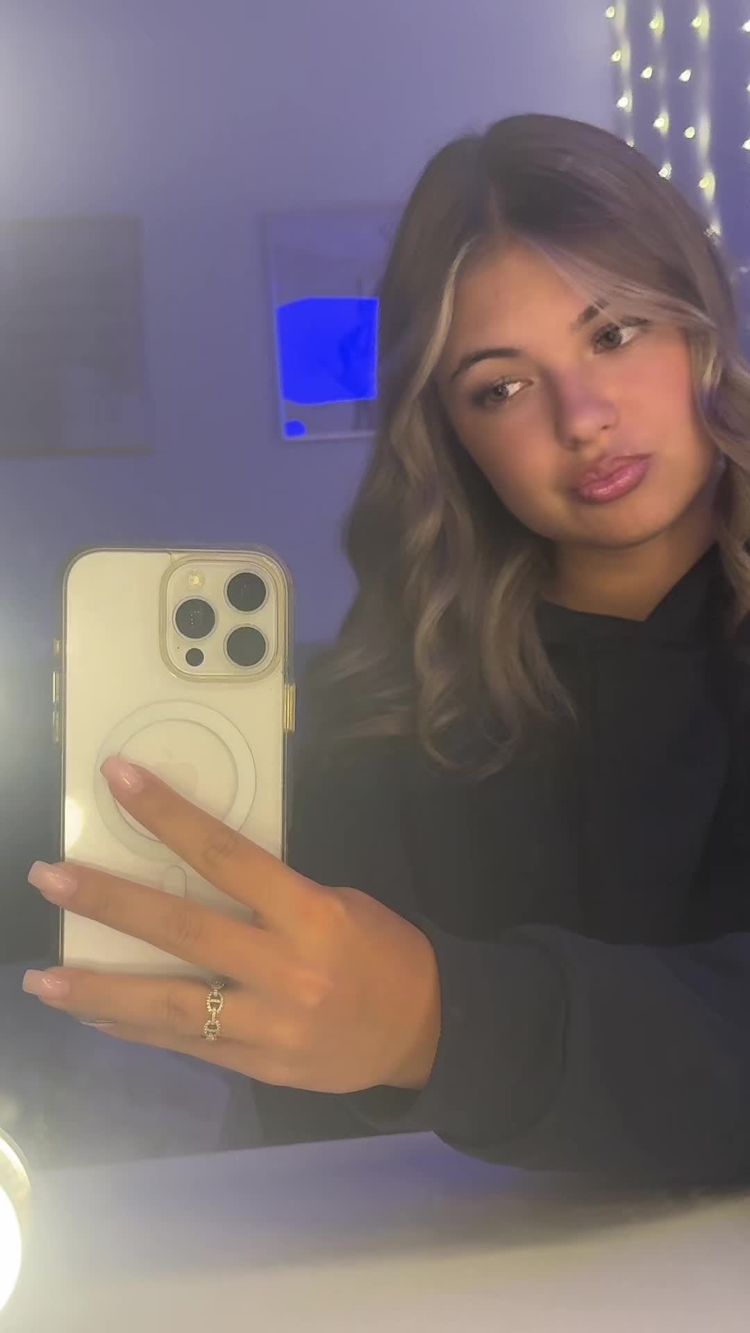 @𝐶𝑎𝑡ℎ𝑙𝑦𝑛
