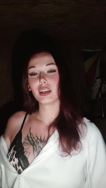 @Cherry_ink444