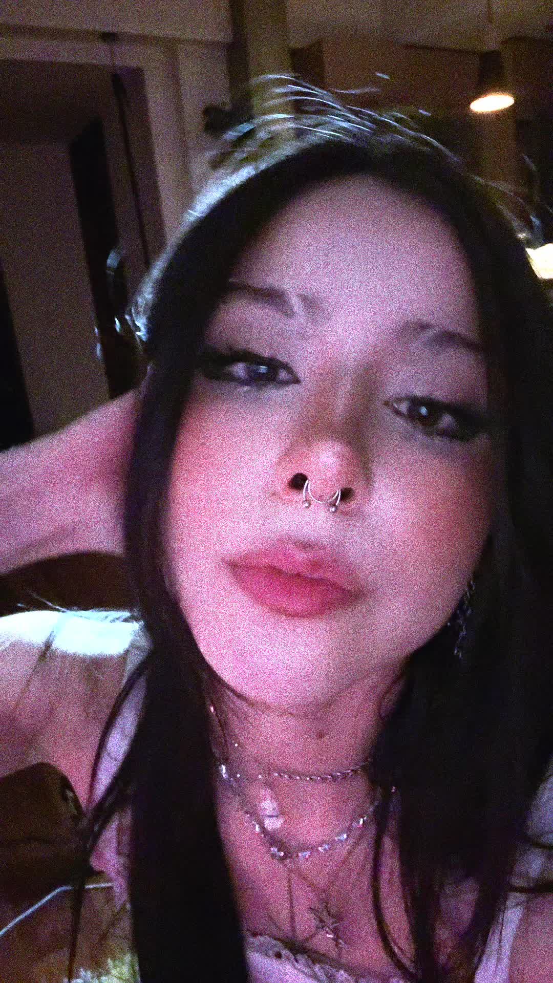 @livvx.jpg