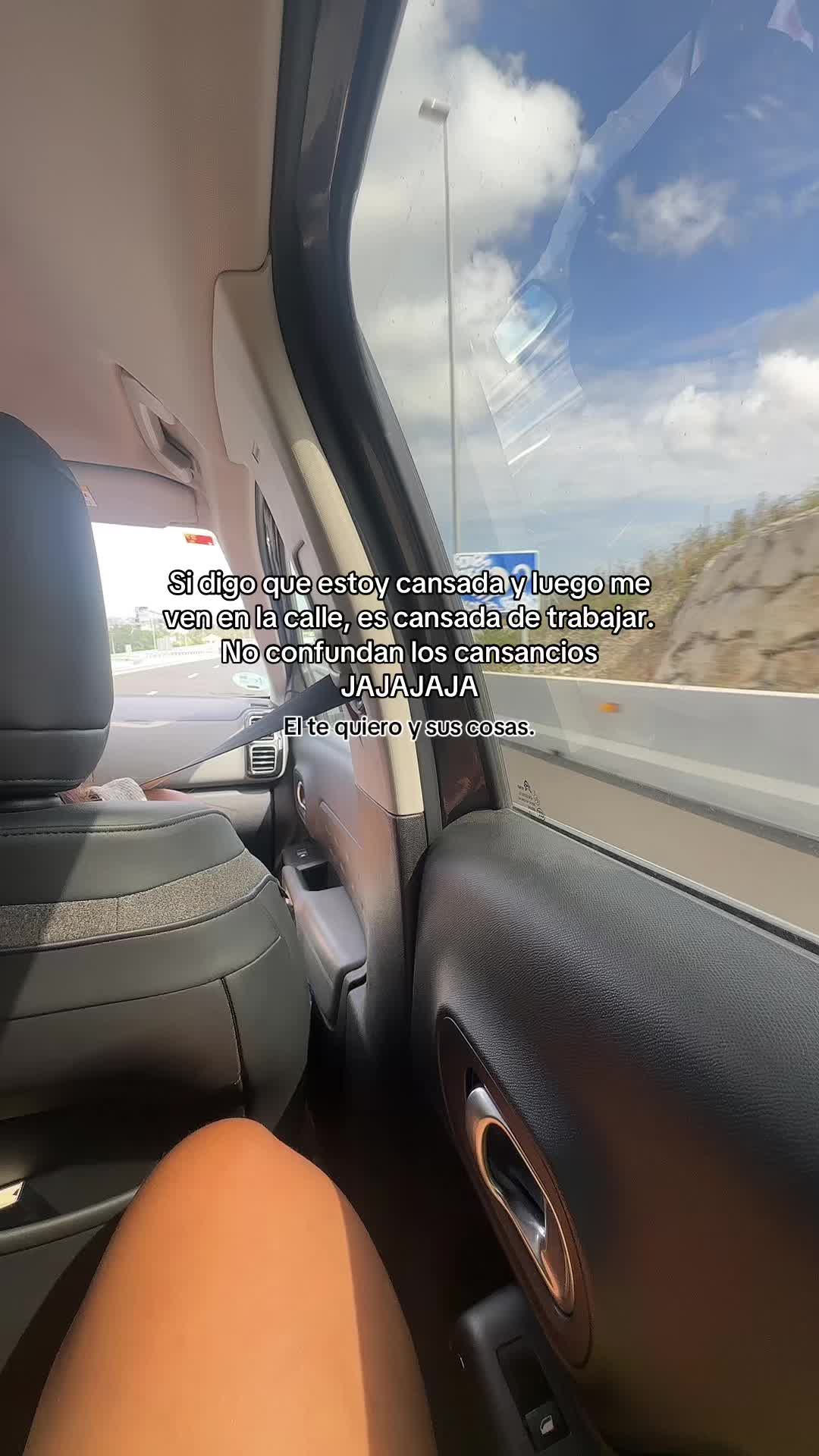 @vickyjoshii_🤍