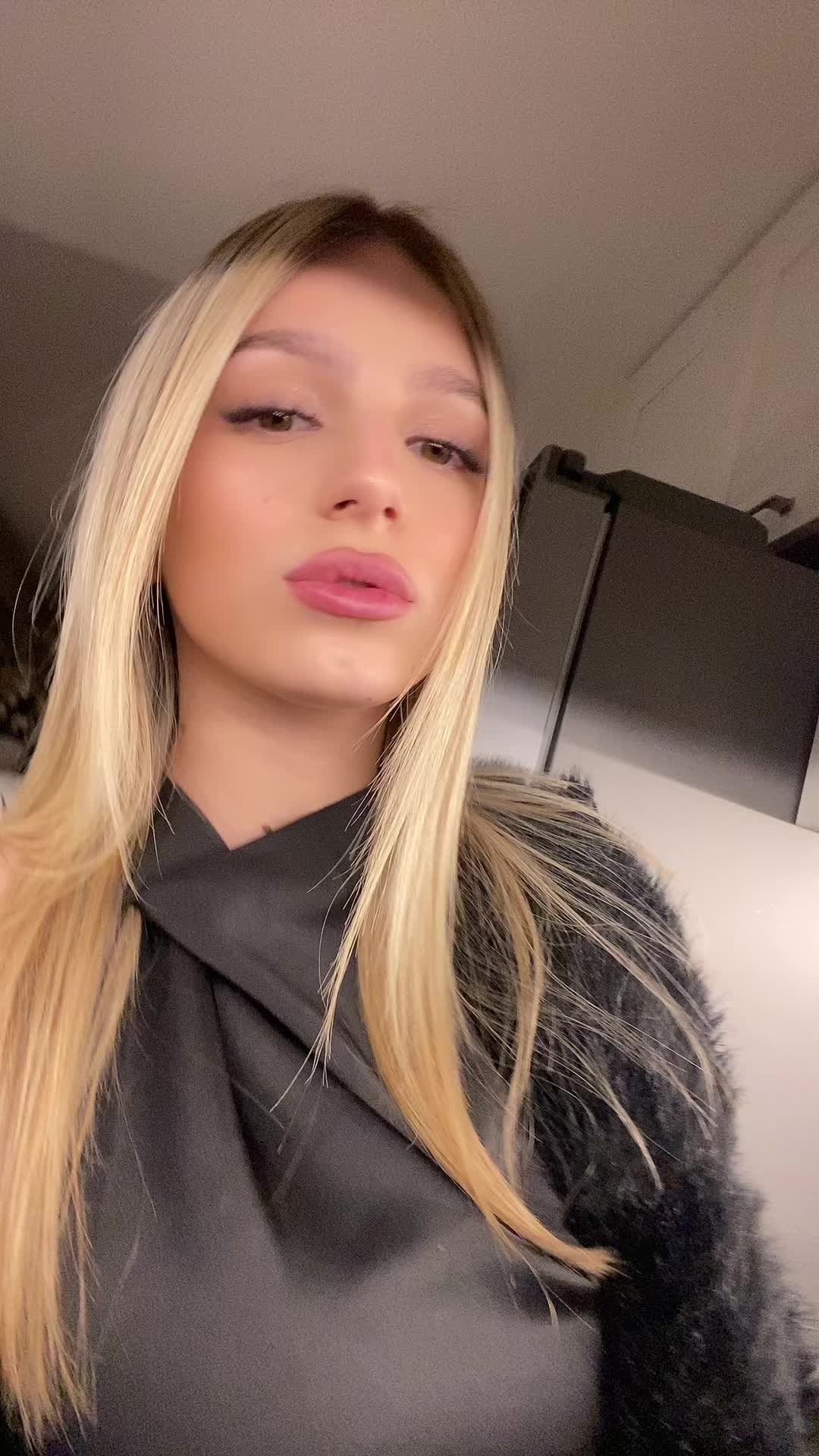 @Nini