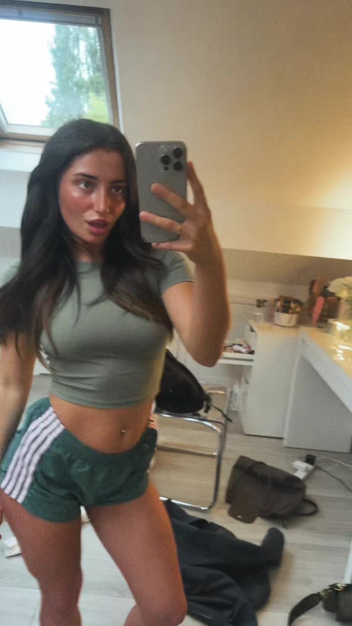 @Em<3
