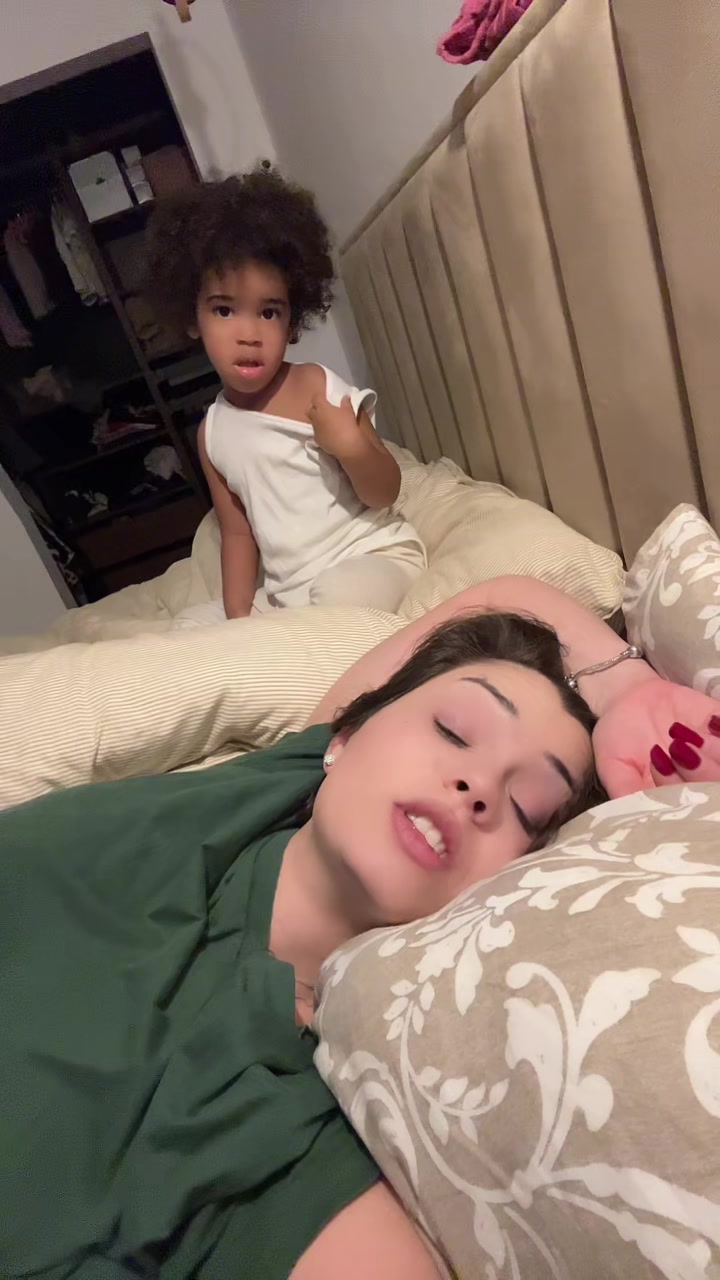@Iza