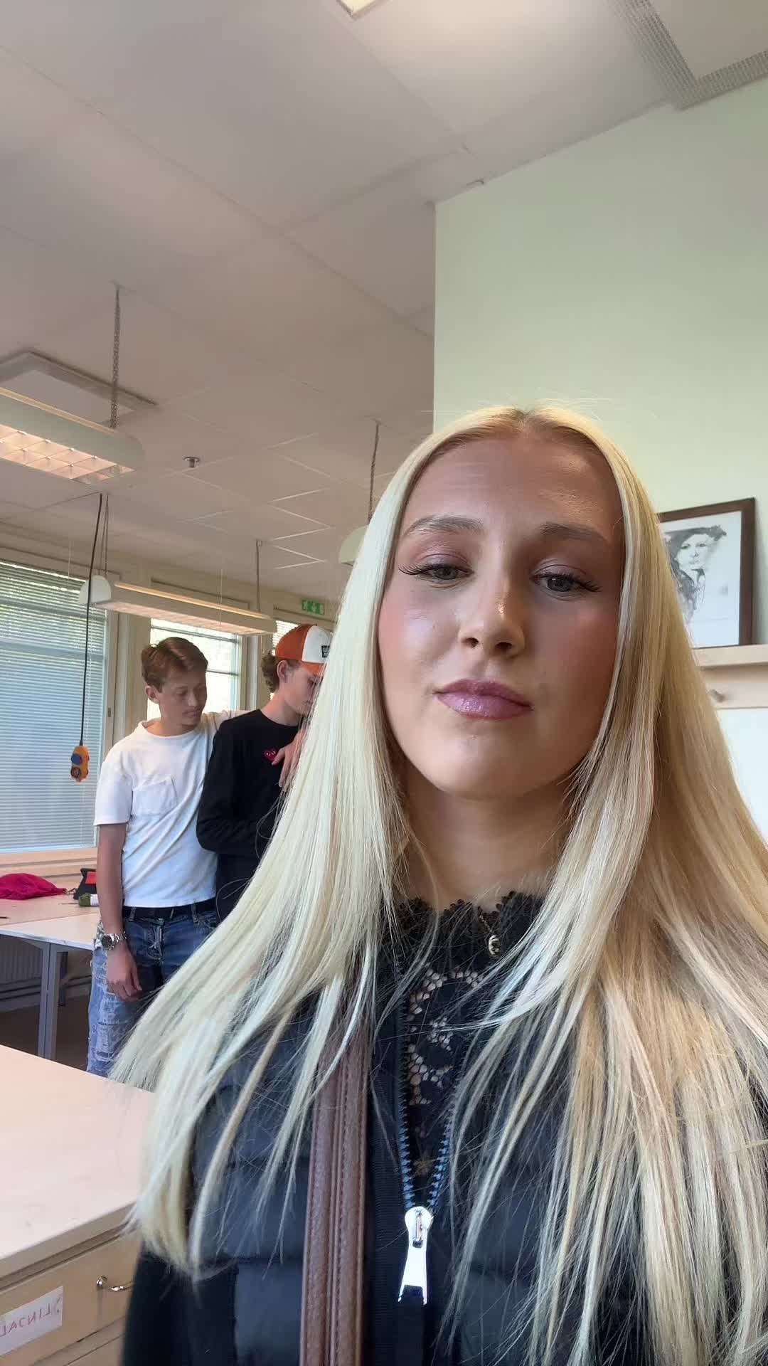 @dinrebecca1