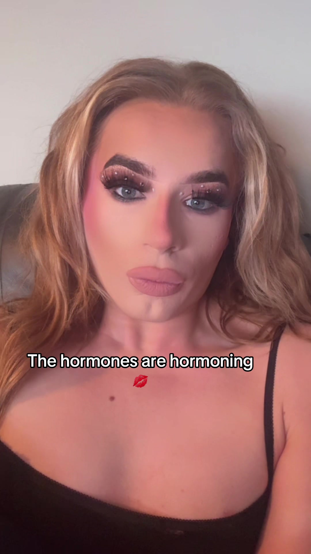 @QUEENKYLIE