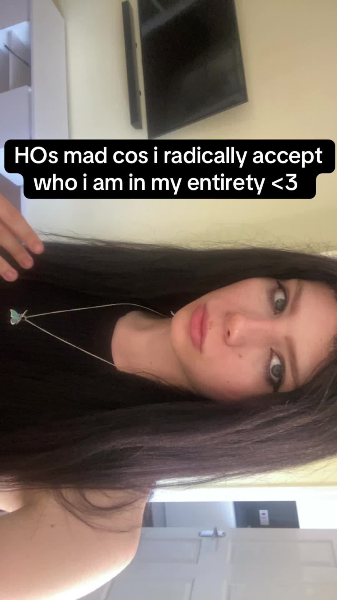 @tslaurenx