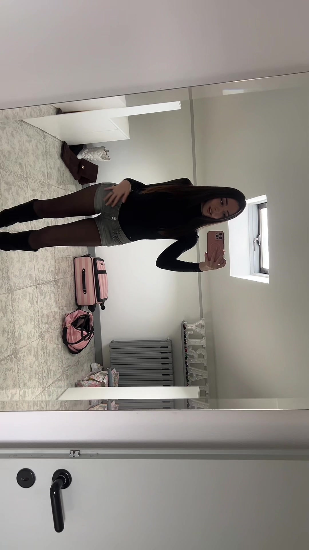 @Charly🦦