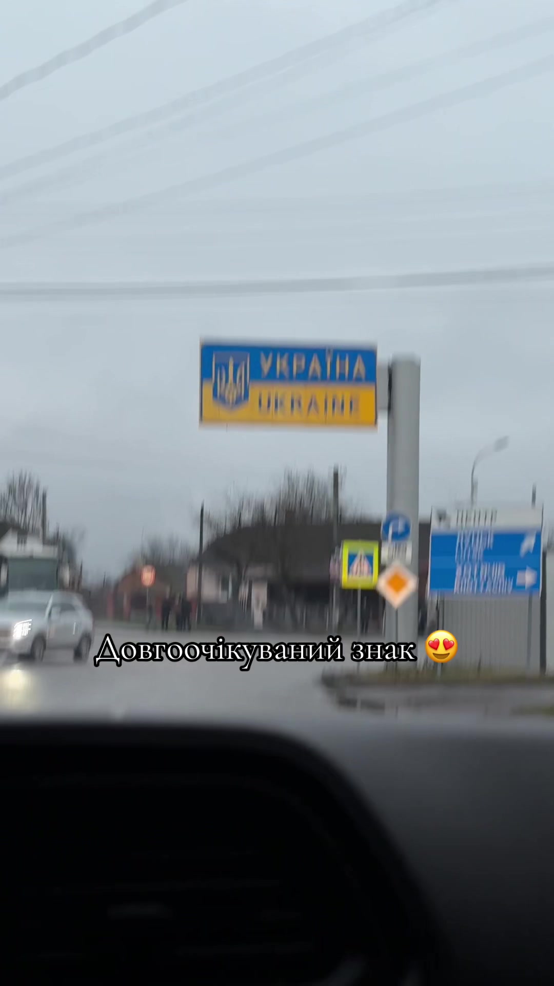 @Olena Pavliuk660
