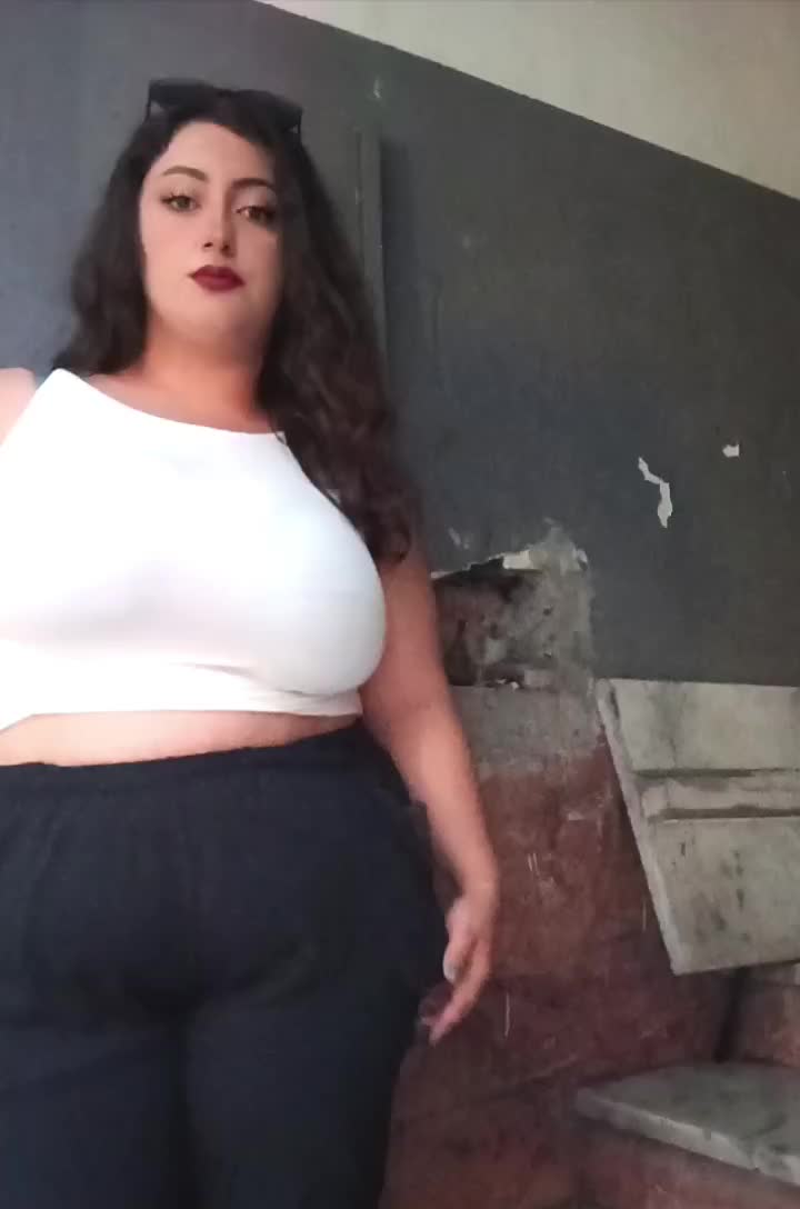 @Esra