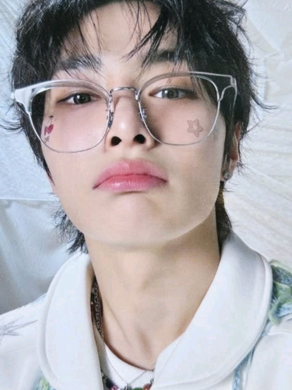 @๐๐ธ๐ข๐ฏ๐จ๐ฆ๐ญ โ.๐ ฬ