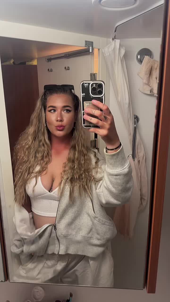 @Miacb__