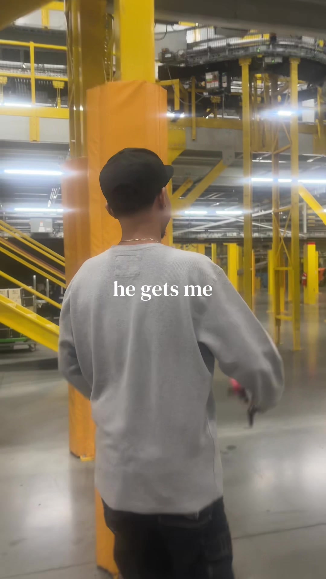 @Mariꨄ︎