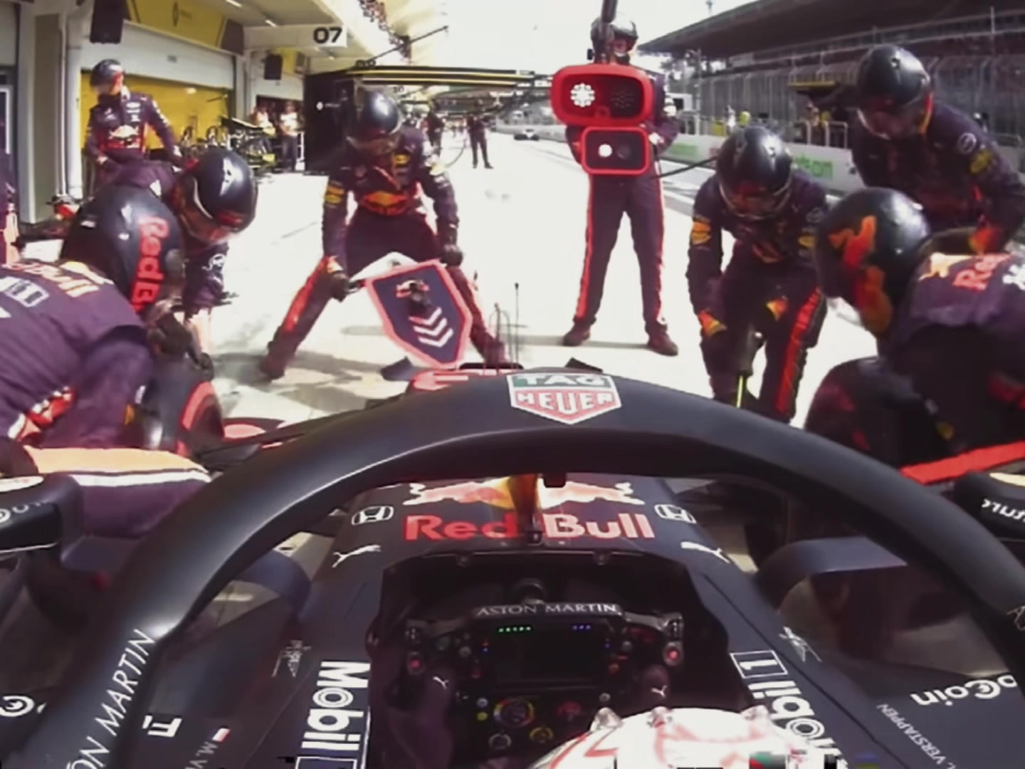 @F1 lights out