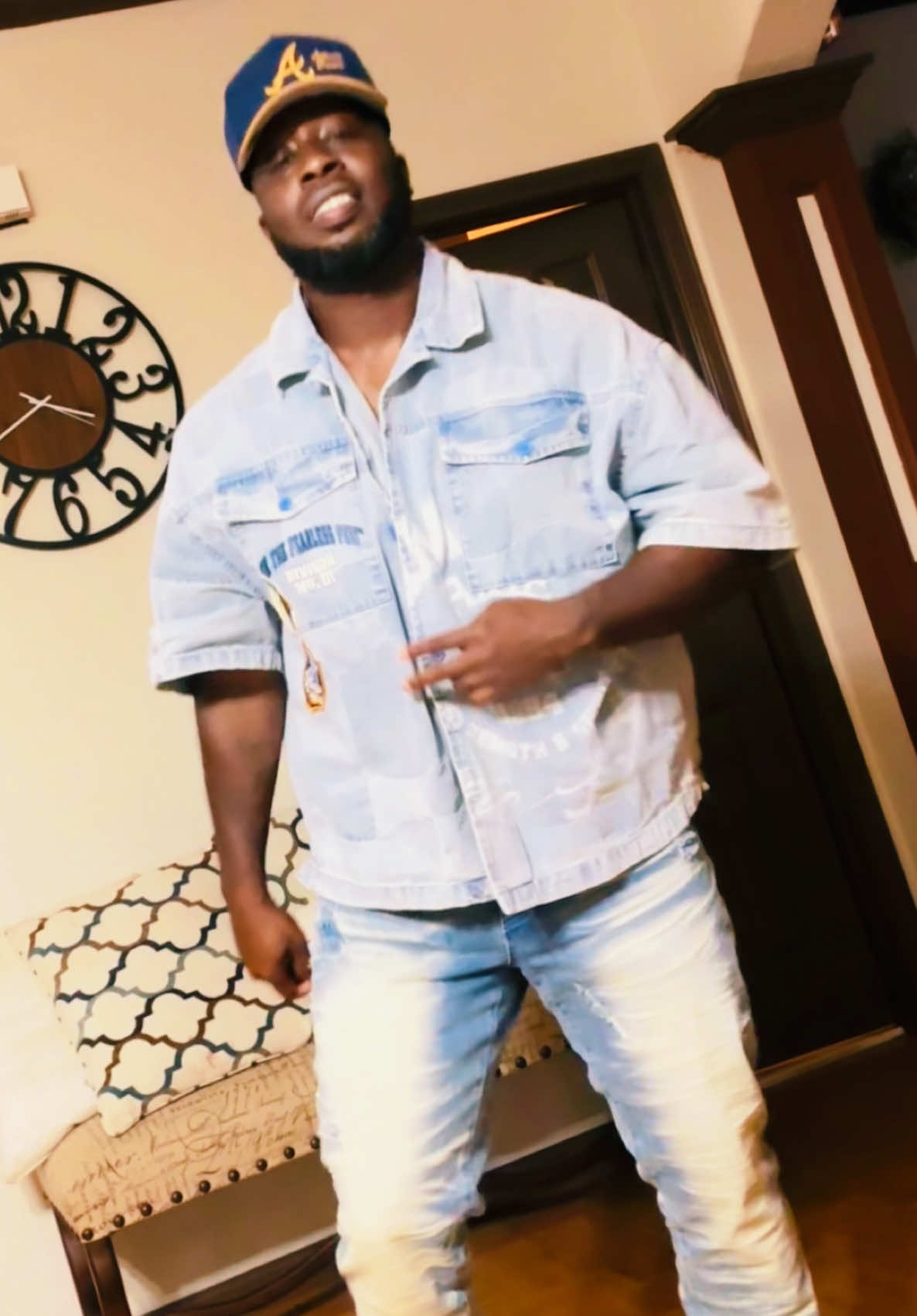 @Gawja BOY🕺🤠 (UNK)