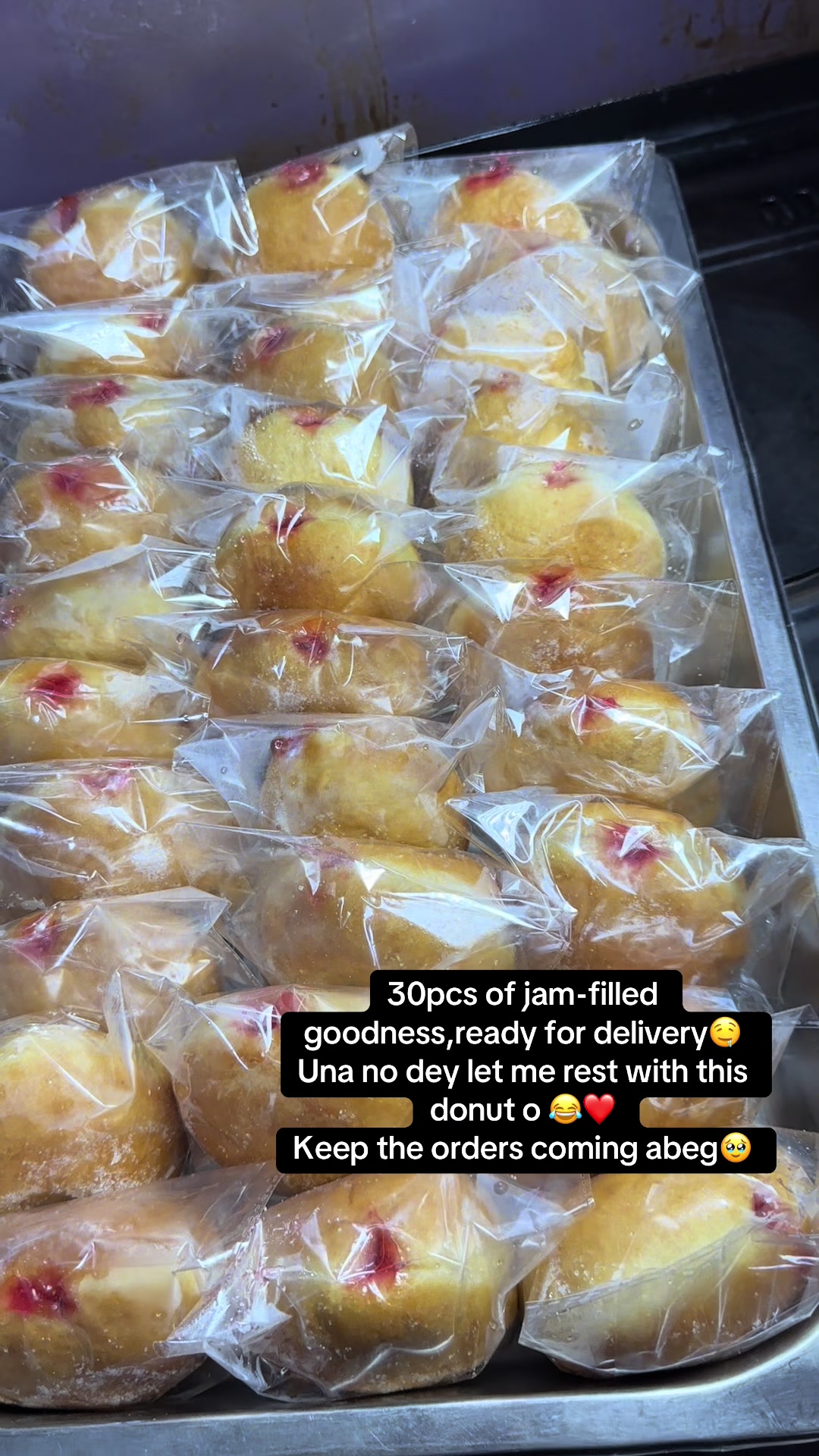 @Tohruks cakes of Ibadan