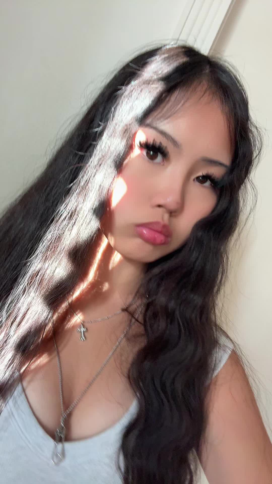 @𝓮.