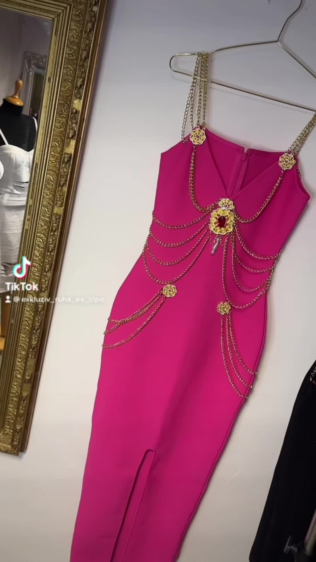 @SecretFashion