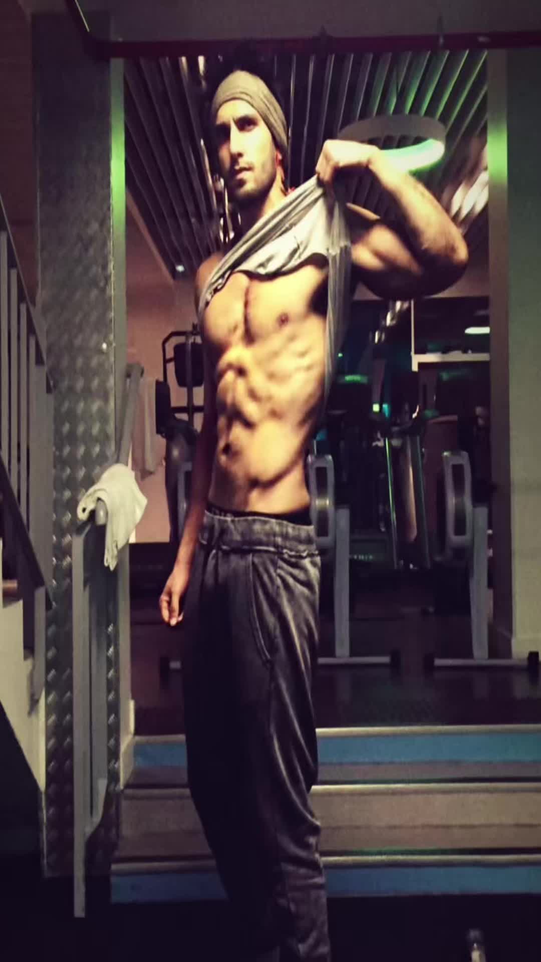@neonpickles