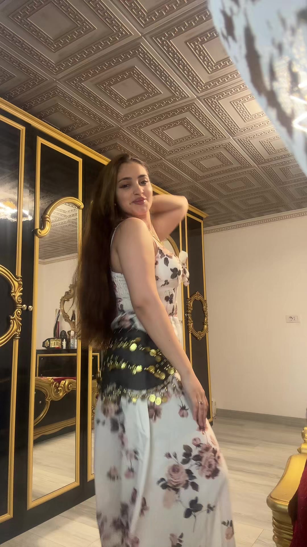 @__anaaa18__