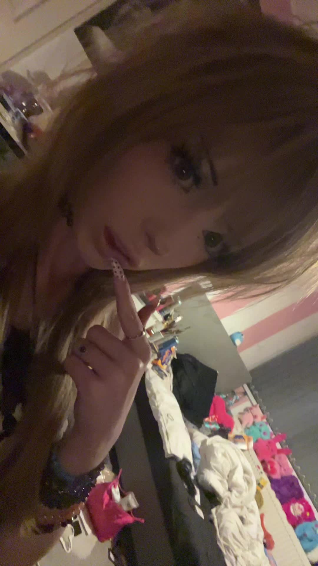@🤓