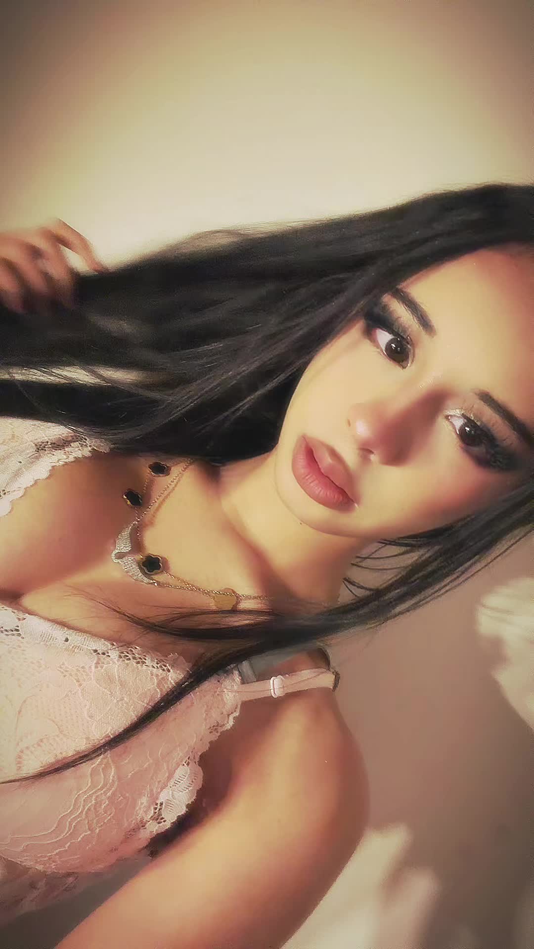 @holy_mavish