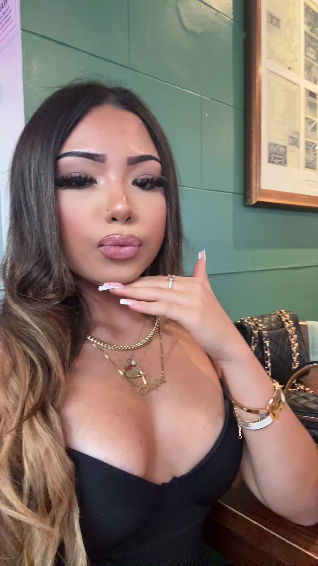 @anjelix2