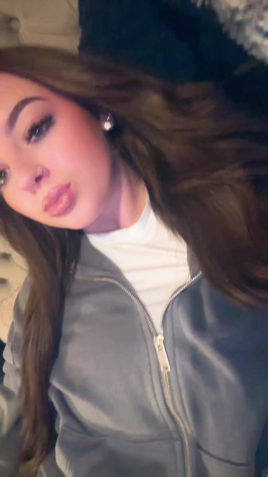 @𝑅𝓊𝒷𝓎 𝐸𝓁𝑜𝒾𝓈𝑒