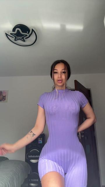 @_c_denyy💋