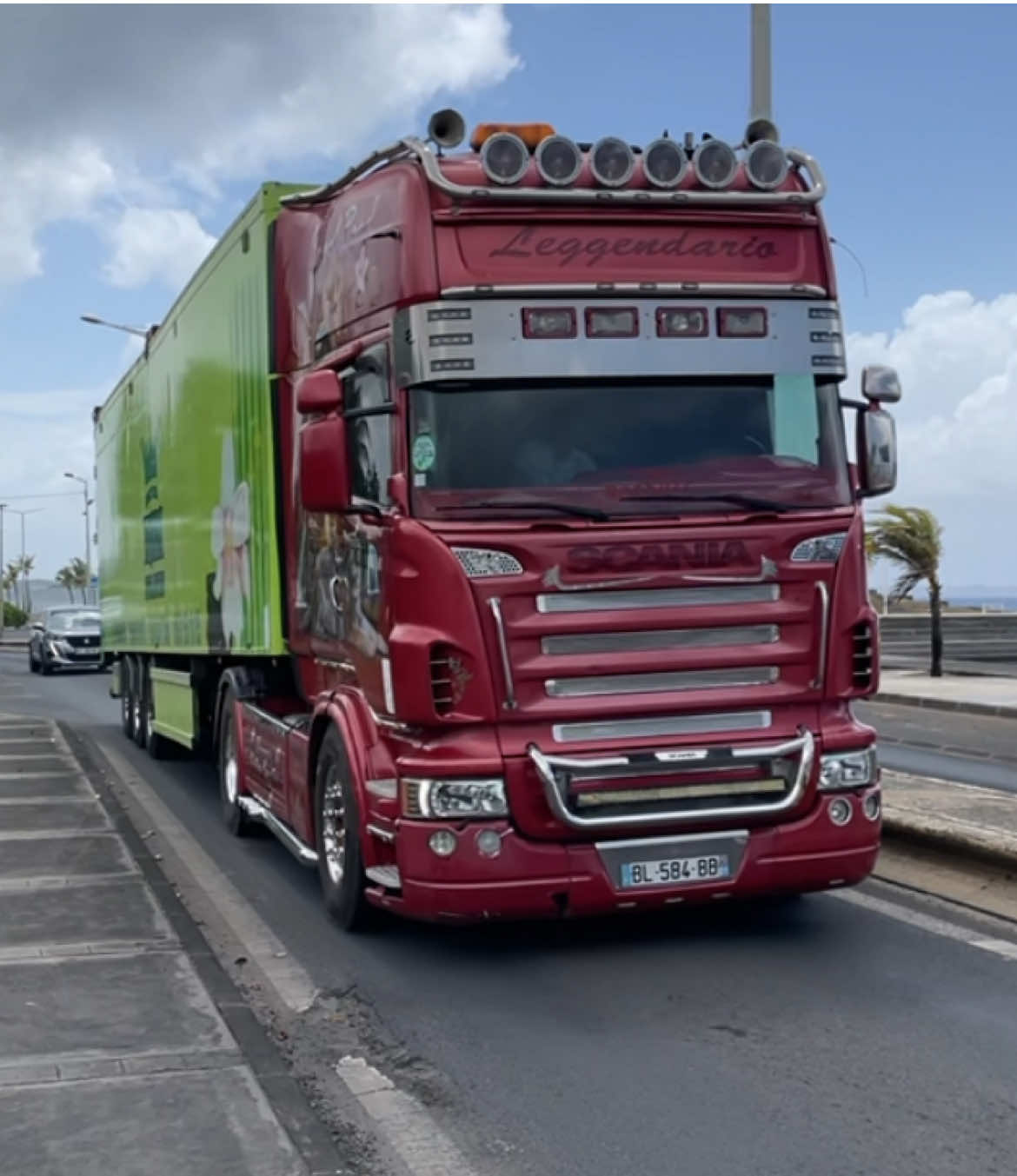 @trucks.gwada