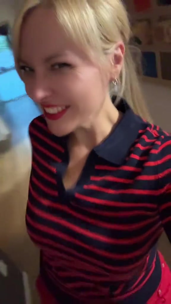 @Anika_Carina🦅