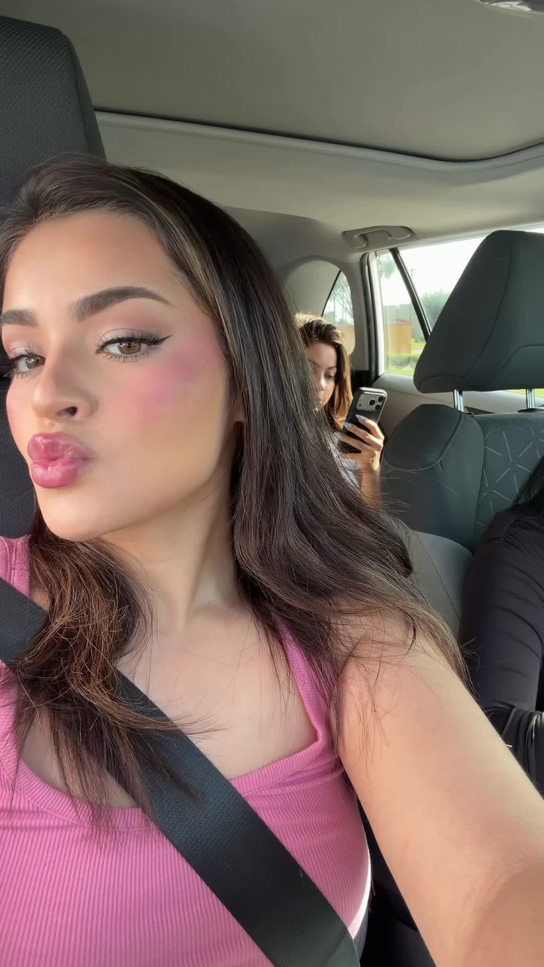 @Josselyn