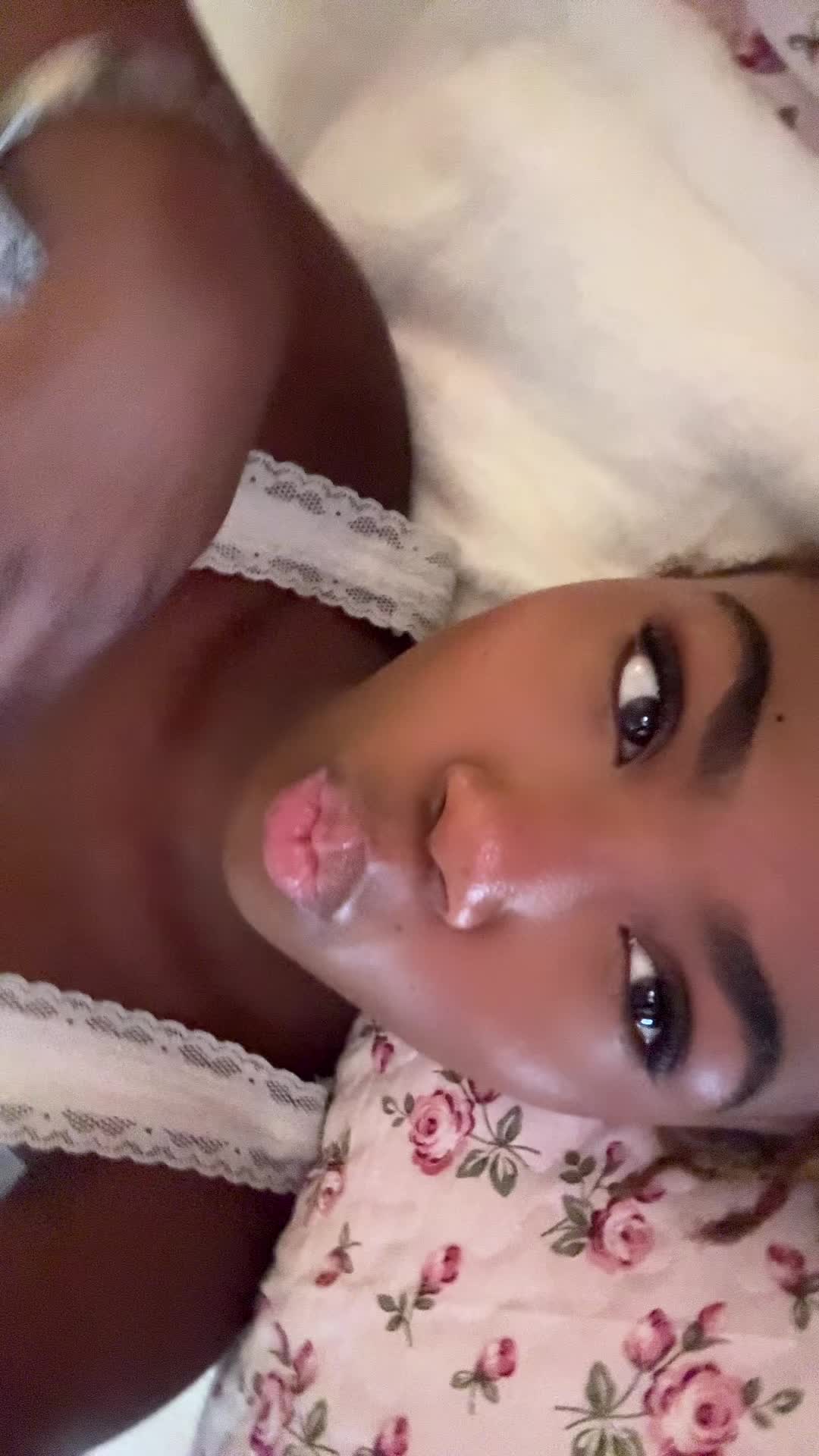 @milkcookiesandurmom