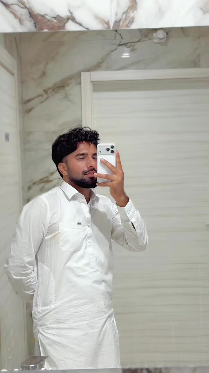 @ARبAAZ 🤍🌏