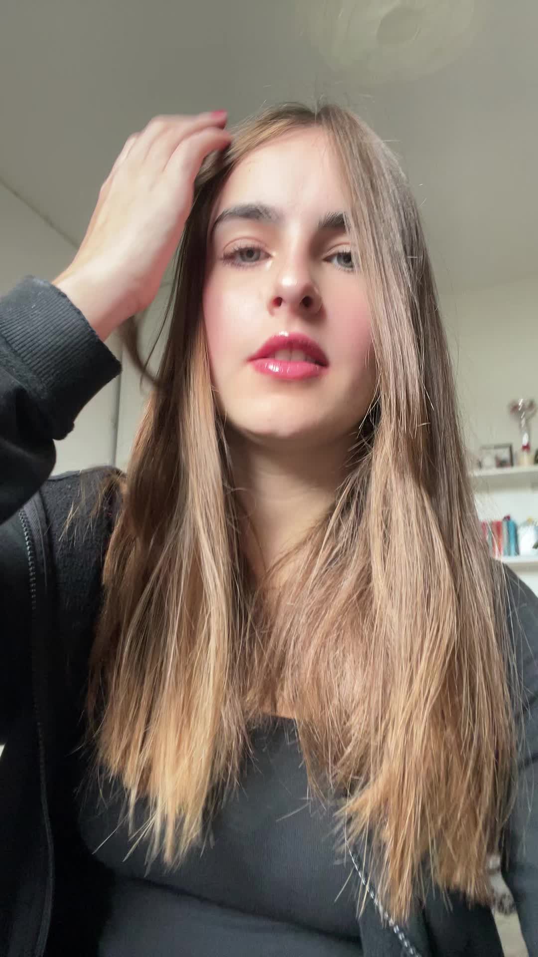 @Maëla25