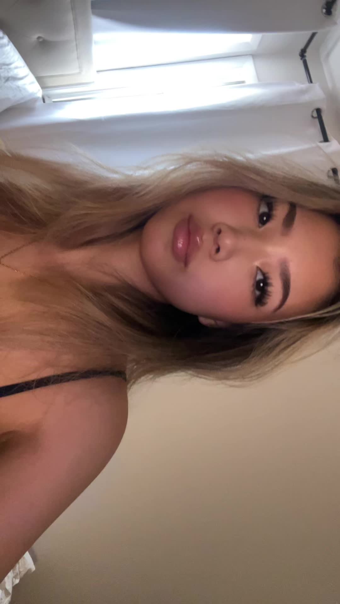 @y