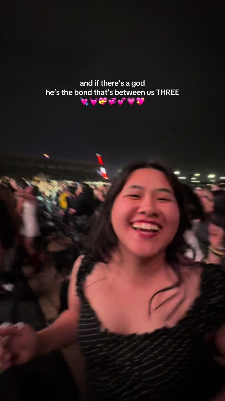 @christina ๐